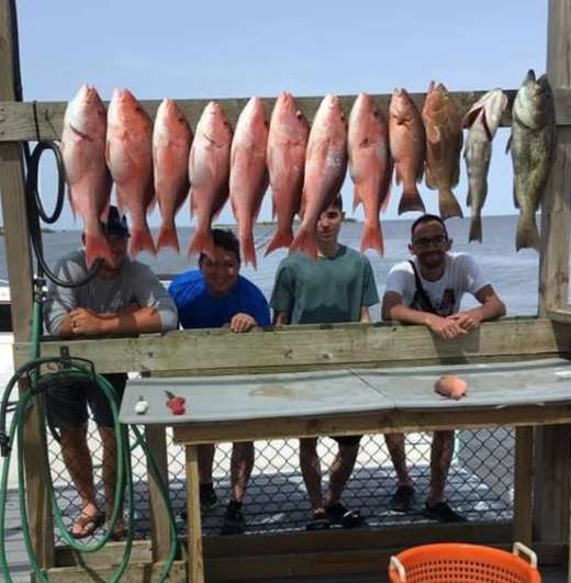 RICCARDO'S CREW GOT SOME NICENS W CAPT JOHN